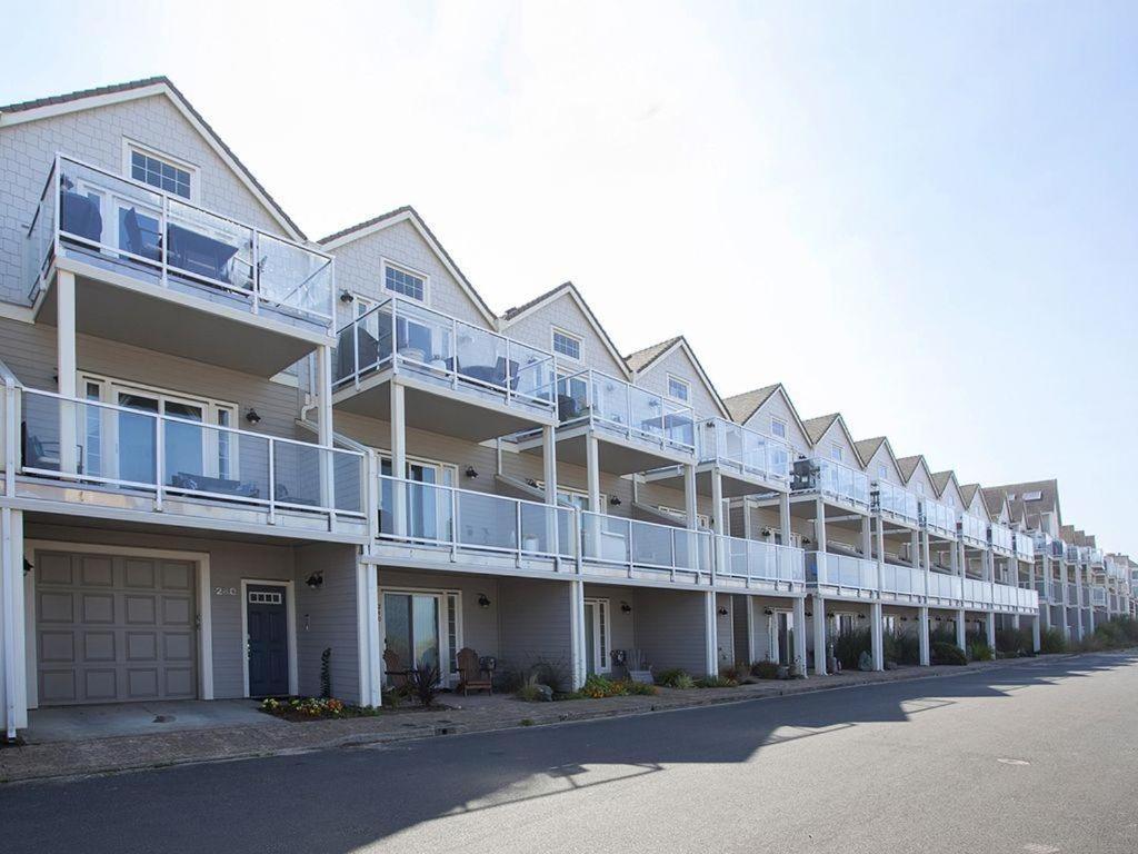 Once Upon A Tide Villa Rockaway Beach Exterior photo